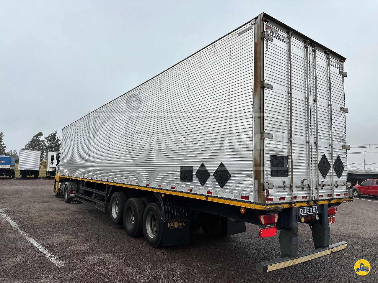 CARRETA SEMI-REBOQUE BAU FURGÃO Rodocame - Facchini CASCAVEL PARANÁ PR